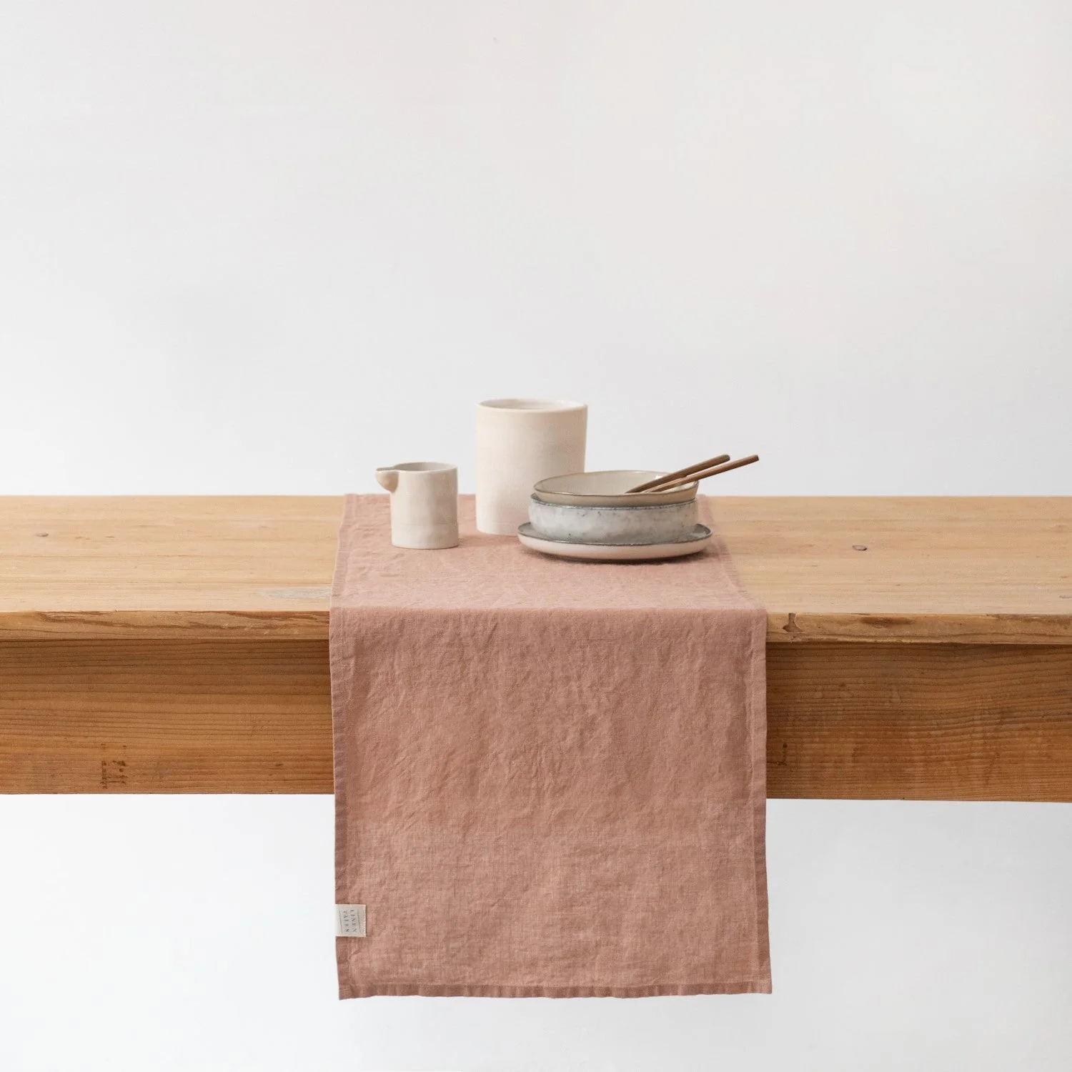 Cafe Creme Lightweight Linen Table Runner (Set of 3) - Image 2