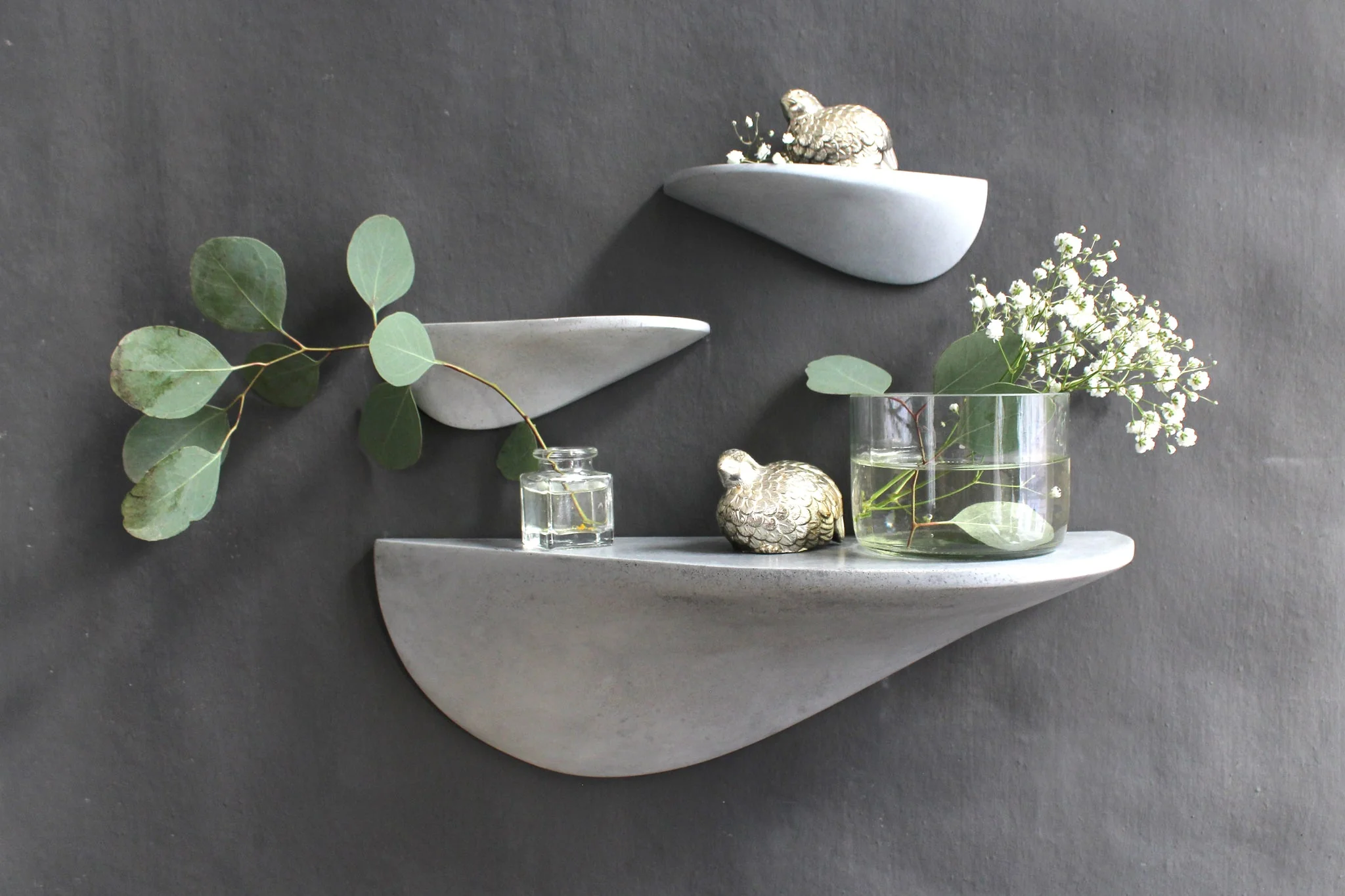 Concrete Curved Wall Shelf - Image 3