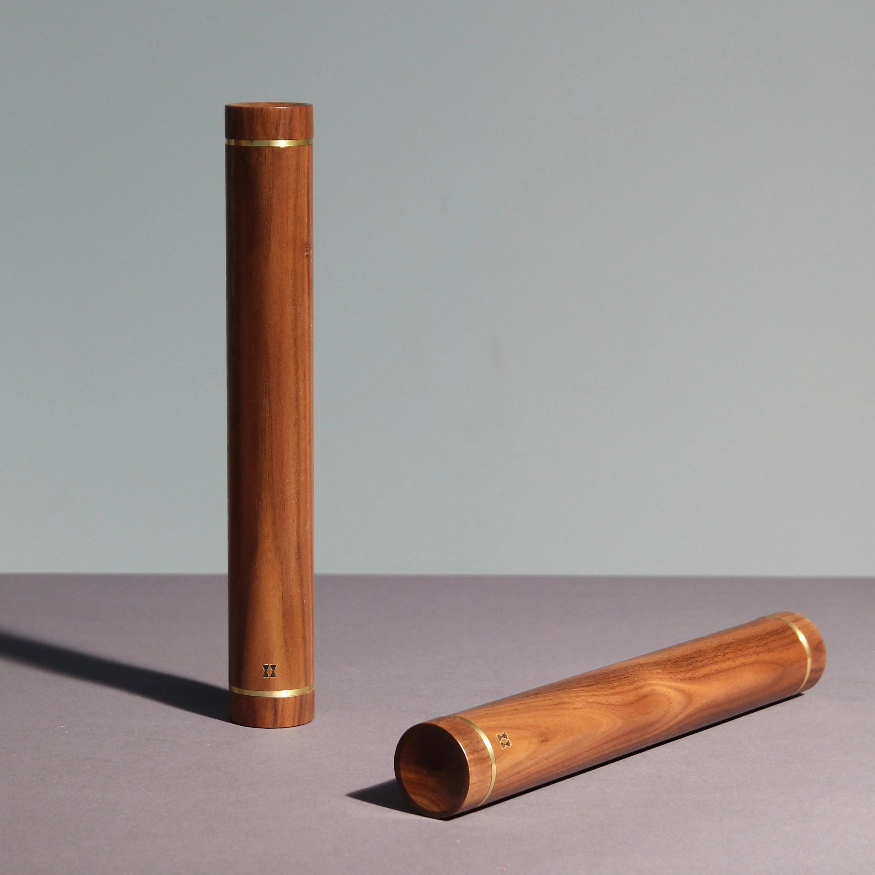 Walnut Dumbbells - 1.5kg - Image 4