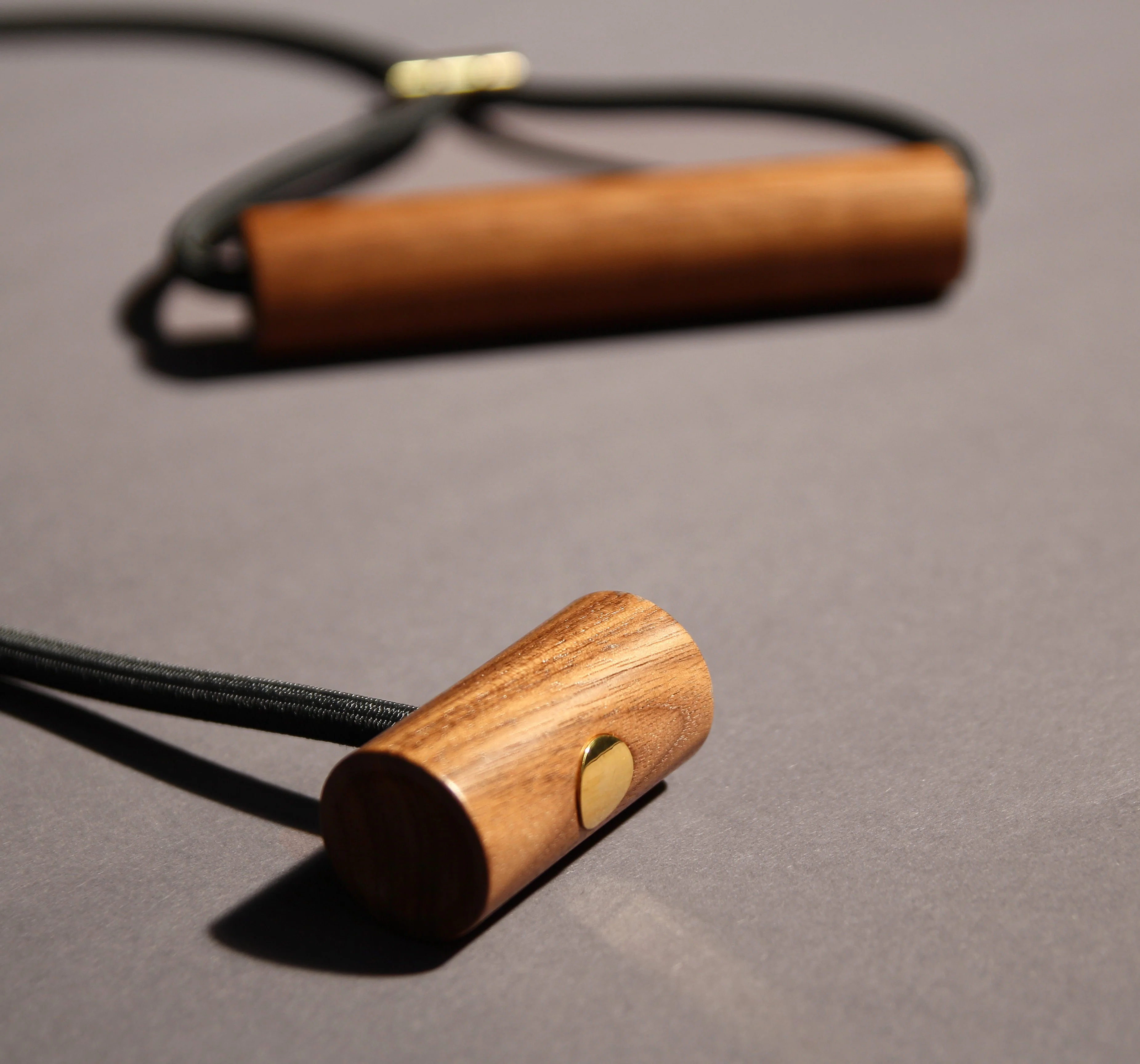 Walnut Single Expander - Image 4