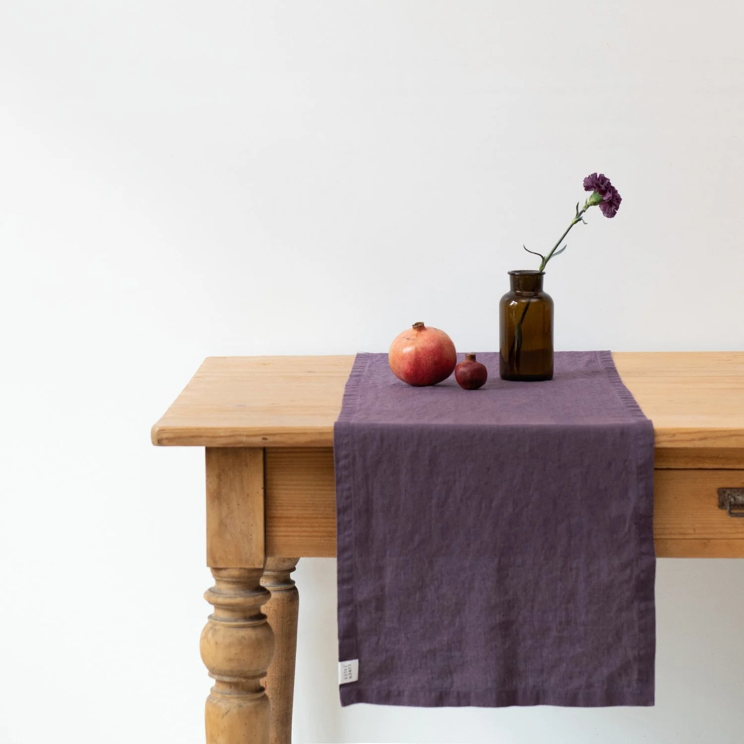 Montana Grape Linen Table Runner (Set of 3) - Image 2