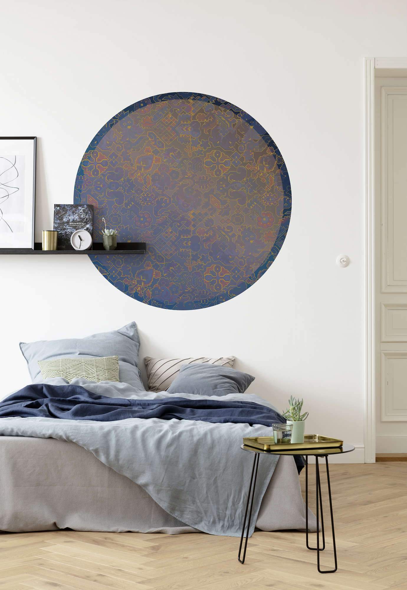 Ornament Intense Circle Wallpaper (Self-Adhesive)