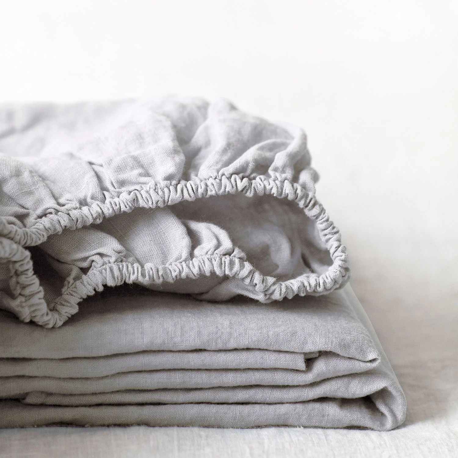 Silver Linen Fitted Sheet - Image 2