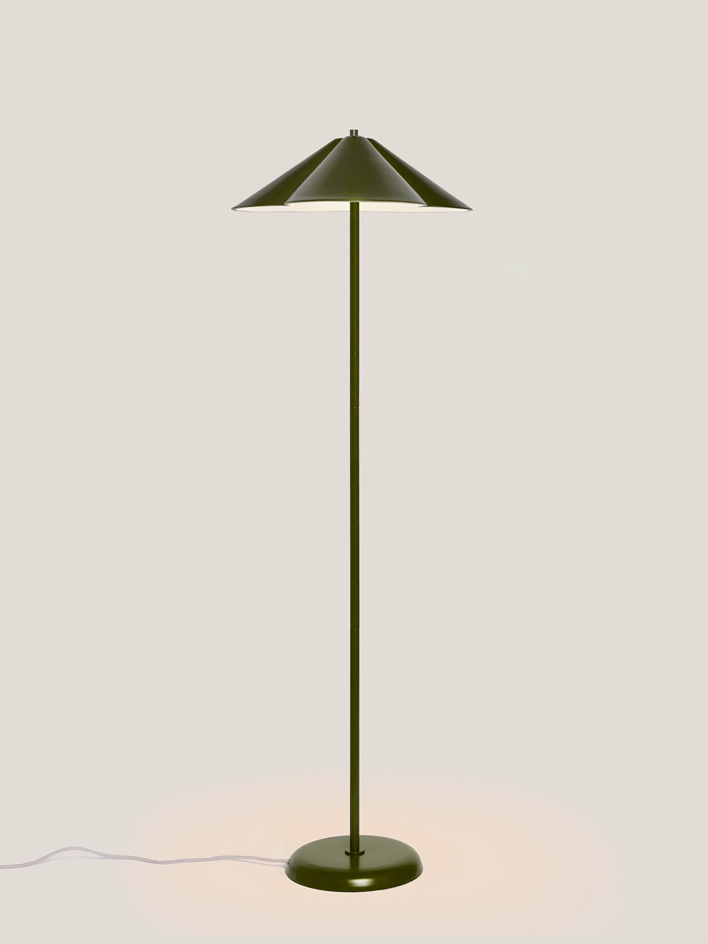 Suri Ceramic Floor Light - Image 12