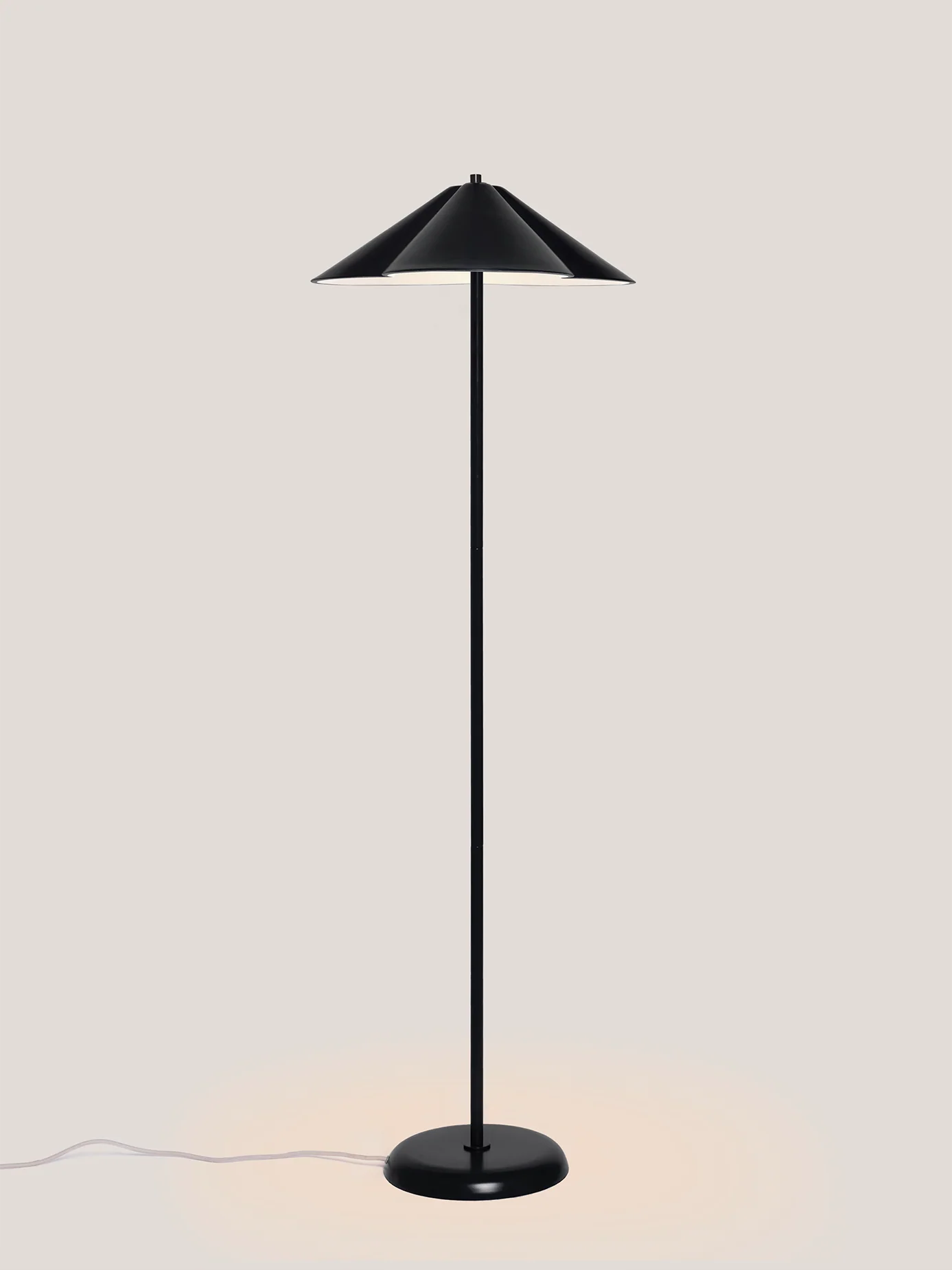Suri Ceramic Floor Light - Image 14
