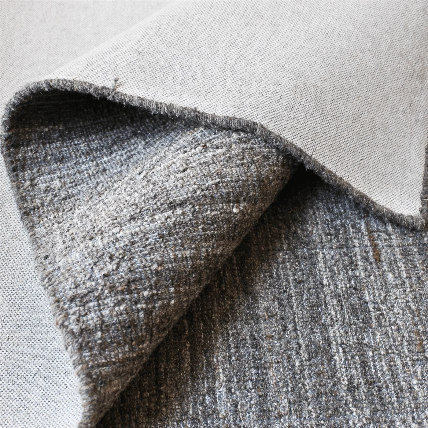 Darya Wool Rug - Image 3