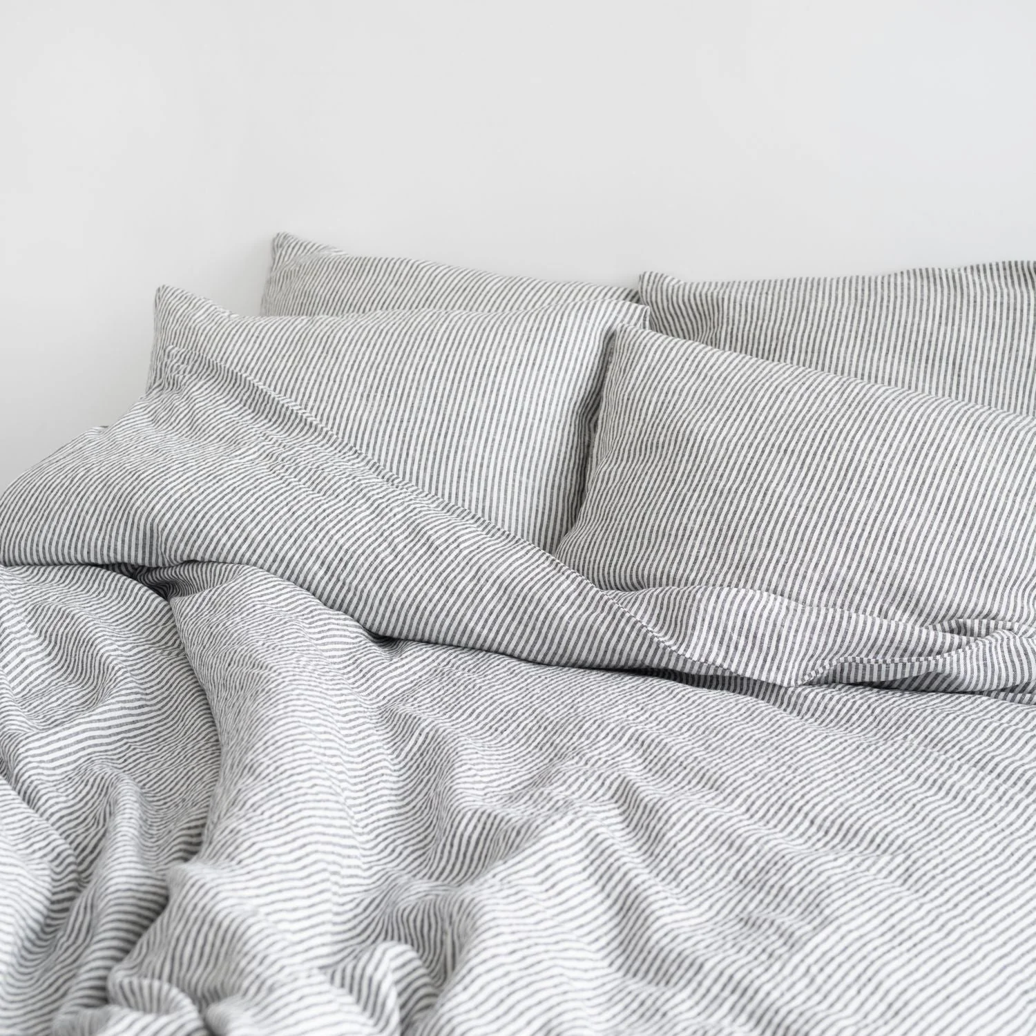 Thin Black Stripes Linen Duvet Cover Set - Image 5