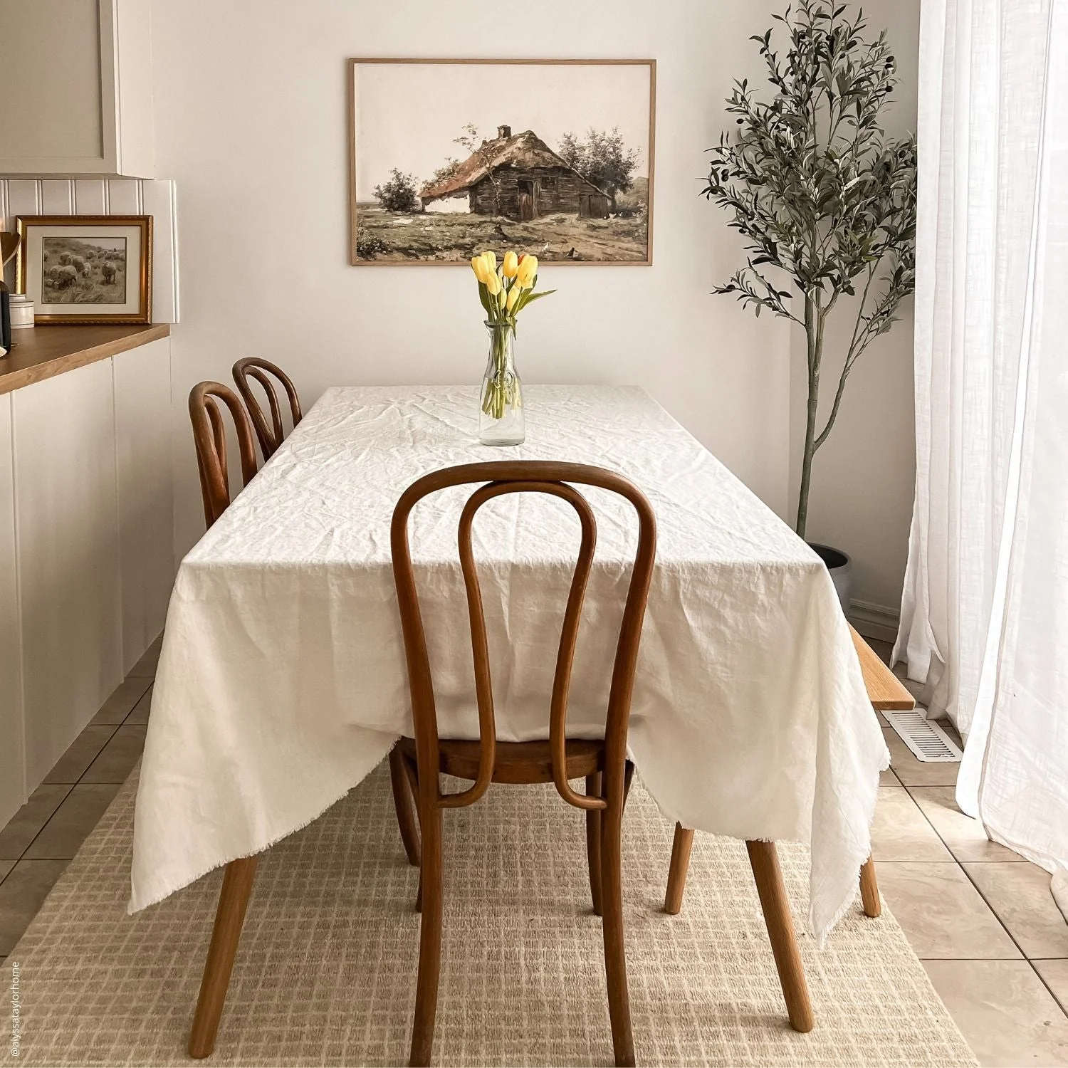 White Linen Tablecloth with Fringe - Image 3