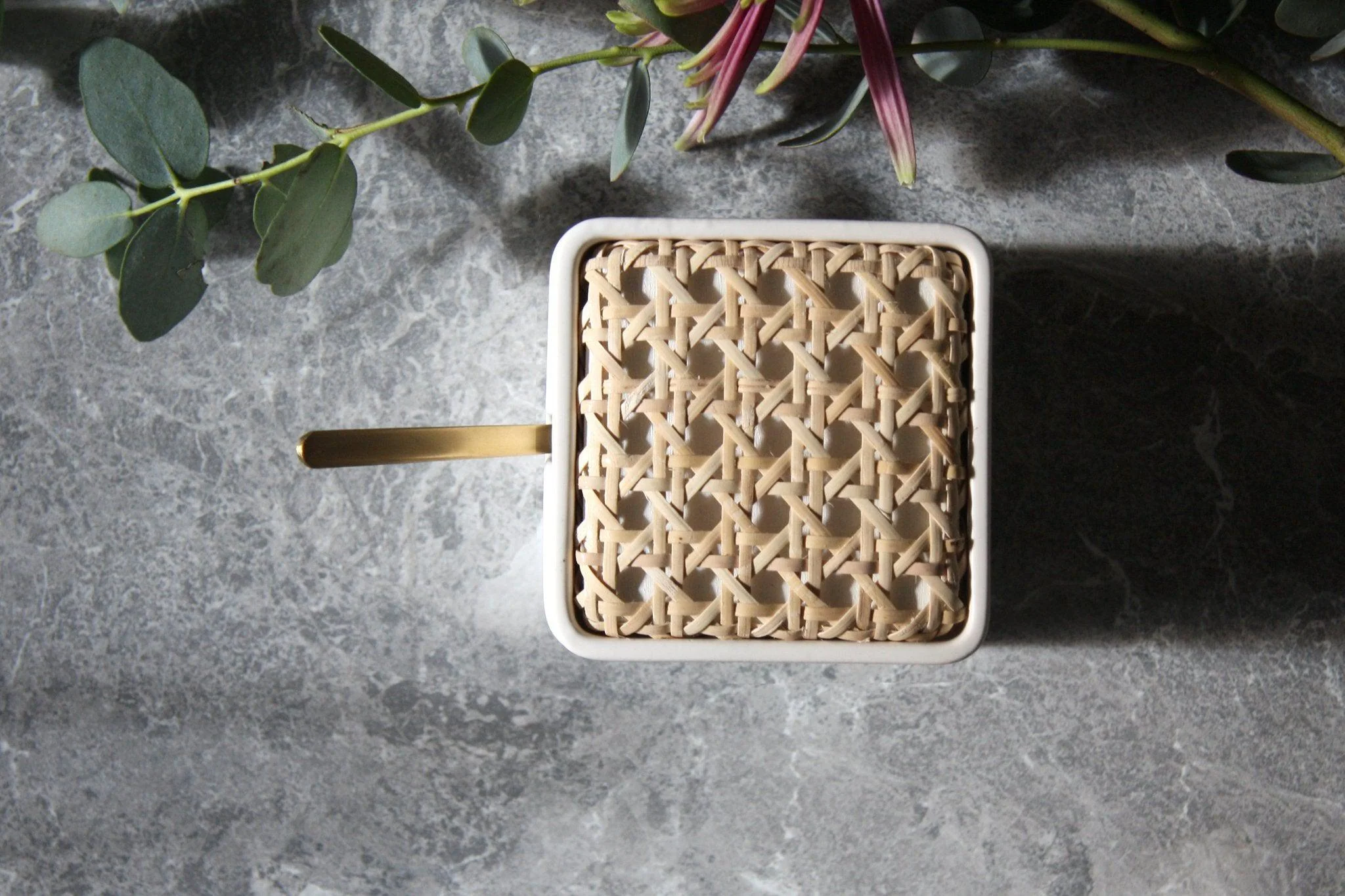 White Viennese Braid Concrete Box - Image 2