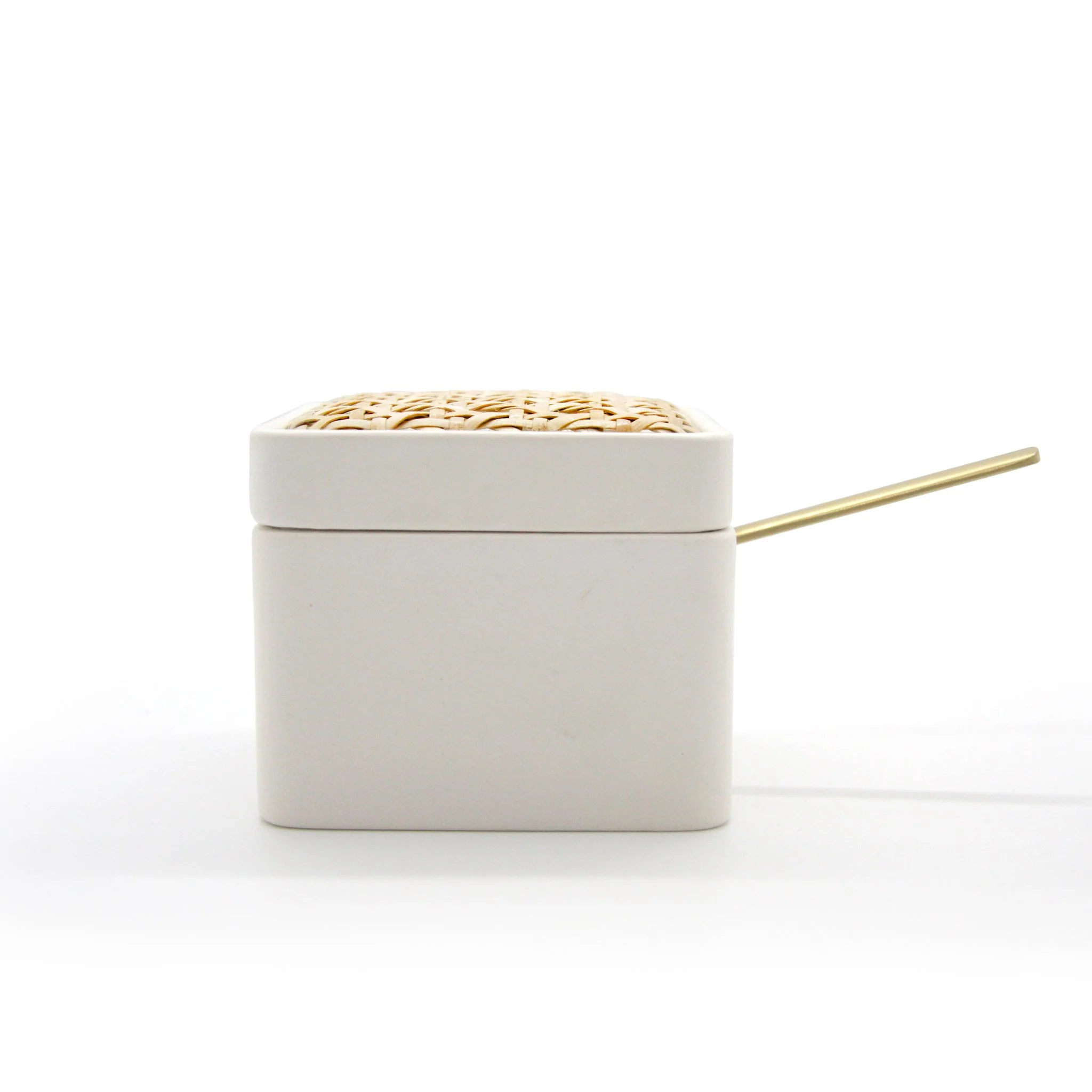 White Viennese Braid Concrete Box - Image 3